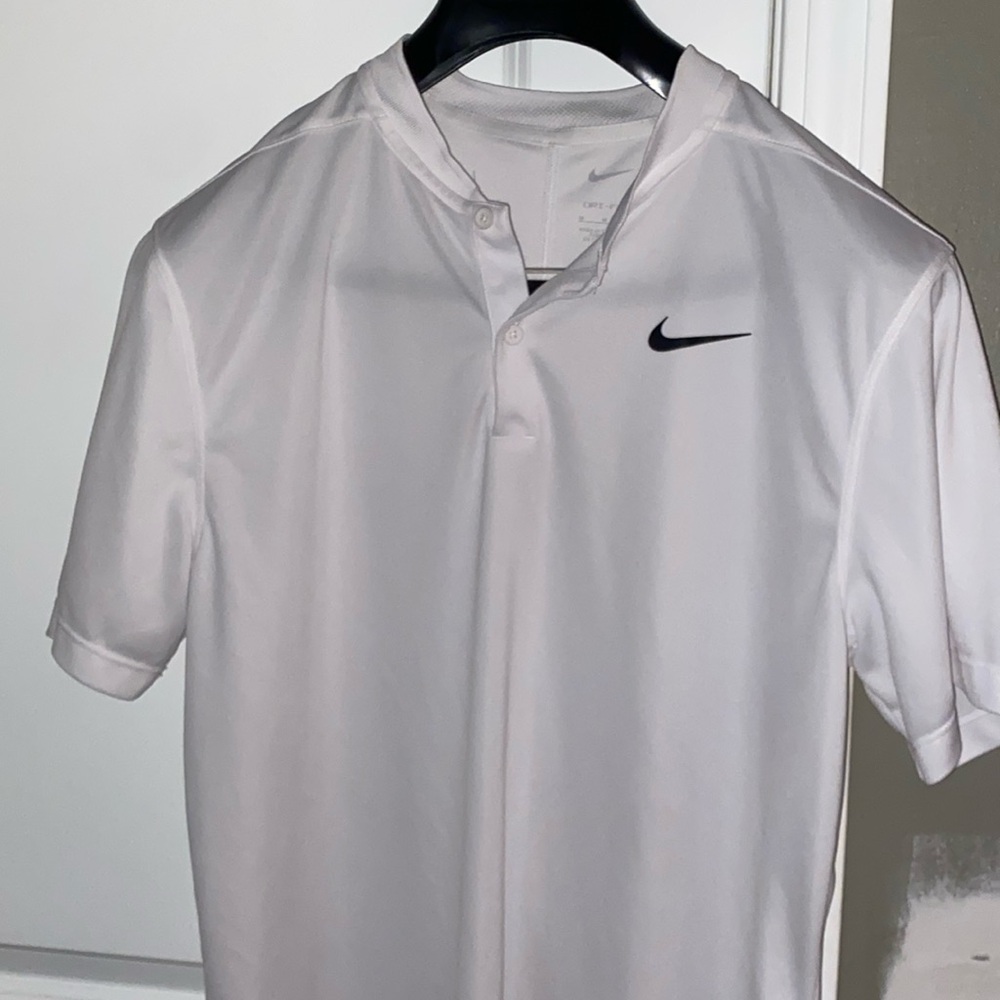 Nike golf style t shirt